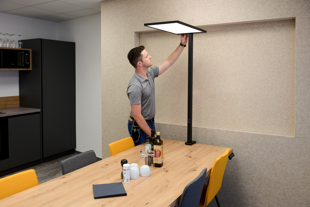Installation Desk Light